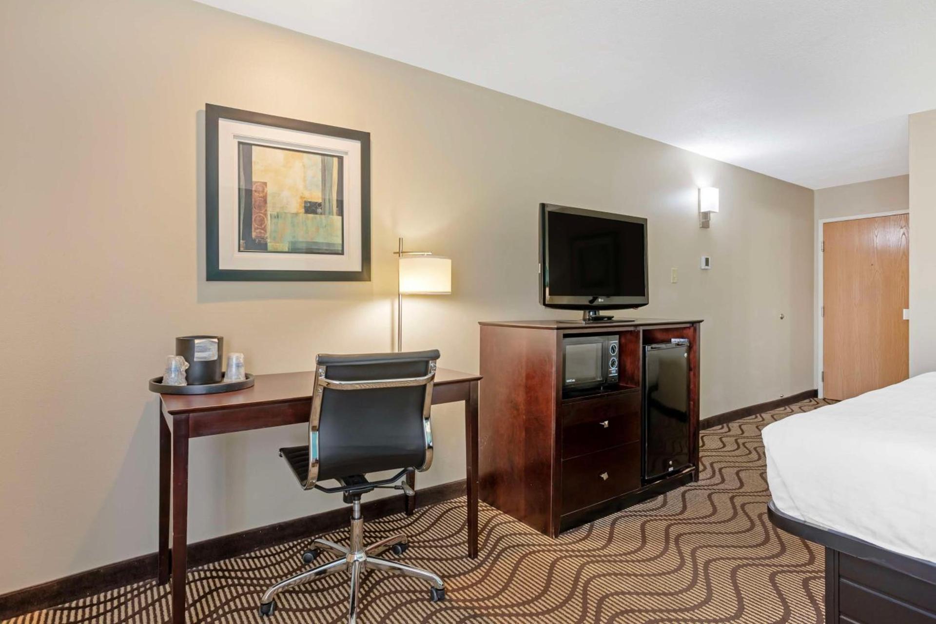 Best Western Plus Lonoke Hotel photo 23