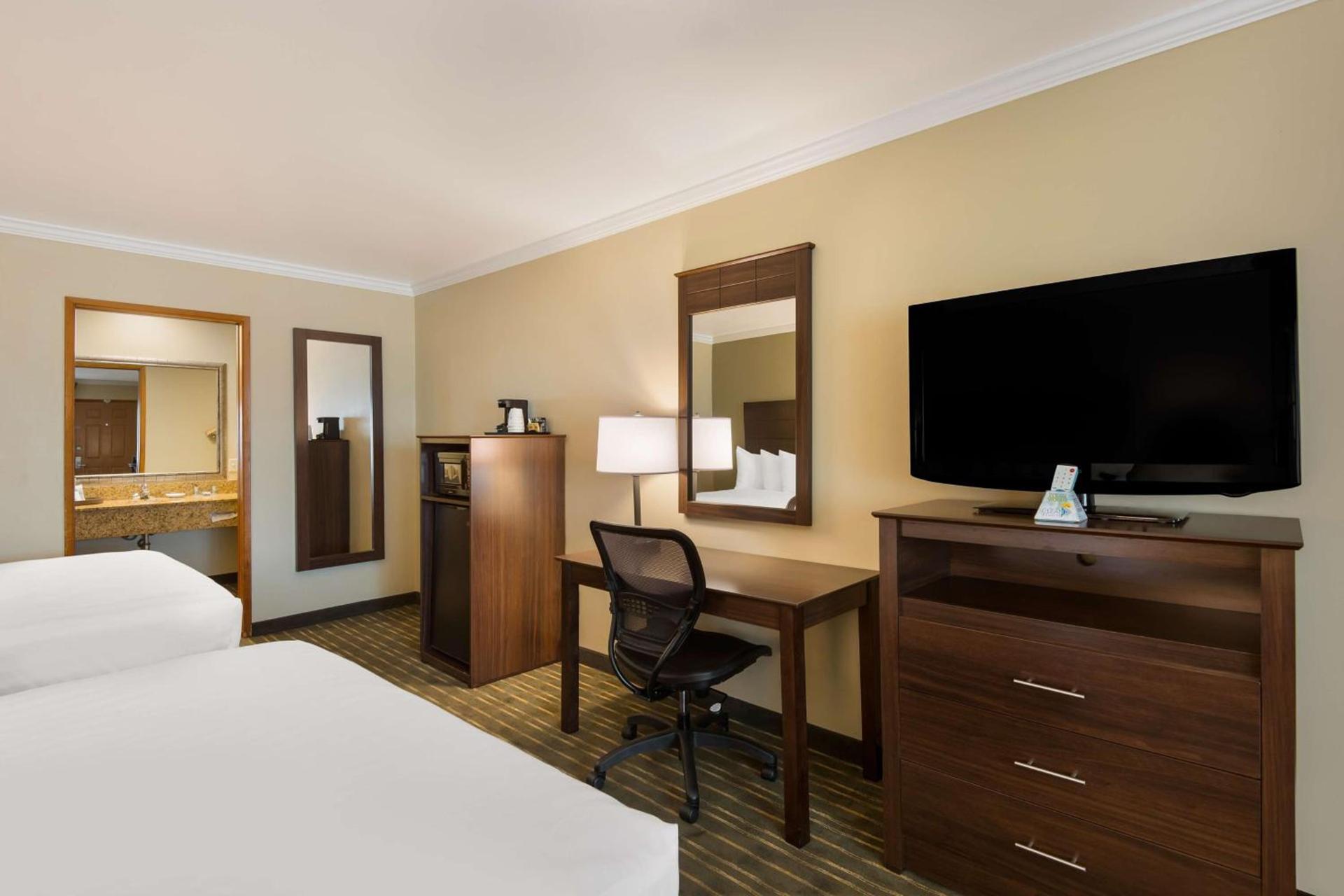 Best Western Holiday Hotel photo 5