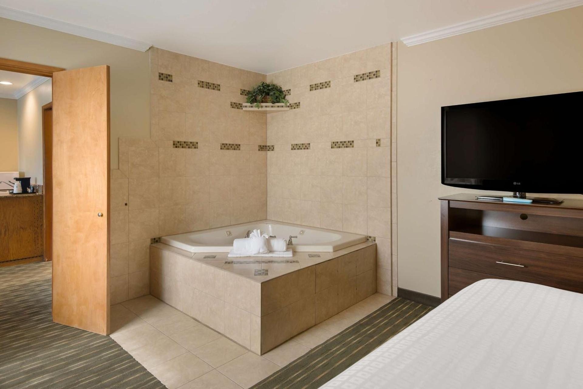Best Western Holiday Hotel photo 18