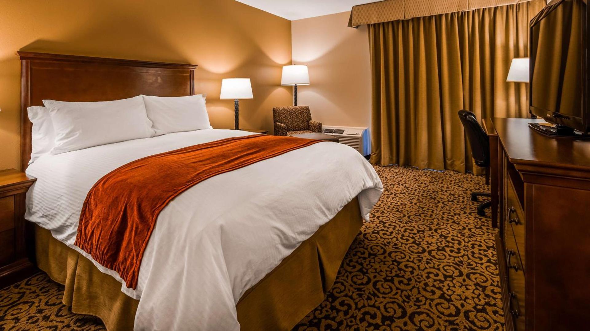 Best Western Tyrolean Lodge photo 13
