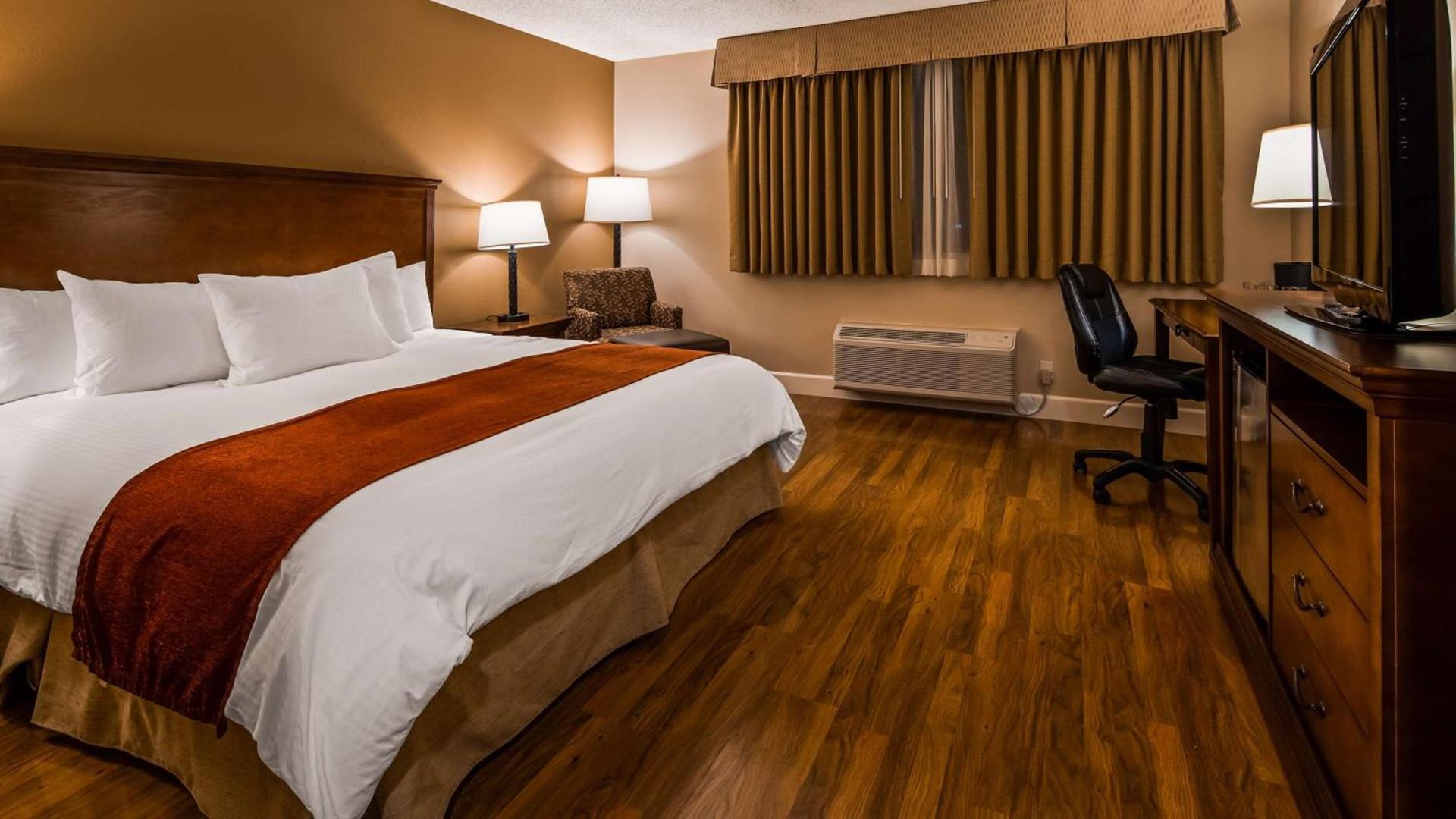 Best Western Tyrolean Lodge photo 17