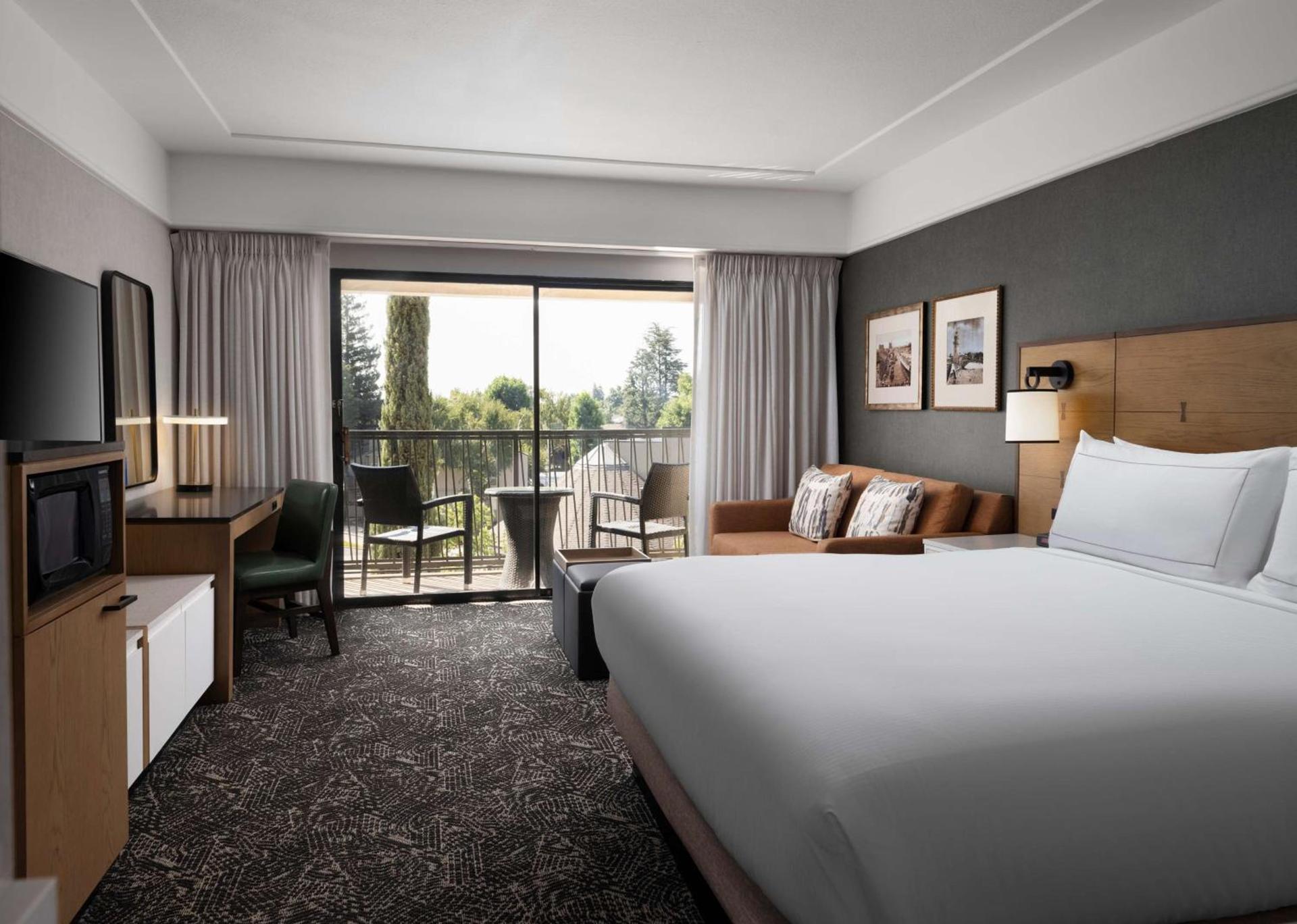 Hilton Stockton photo 28