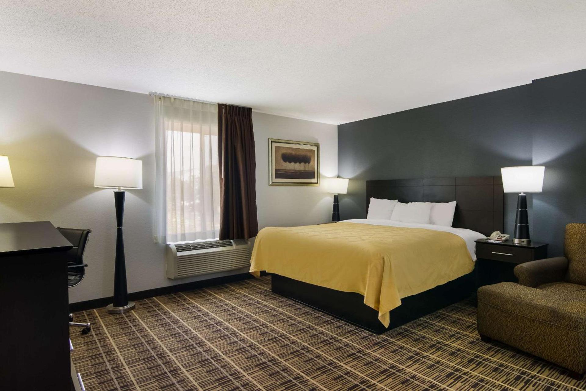 Quality Inn Aurora - Naperville Area photo 21