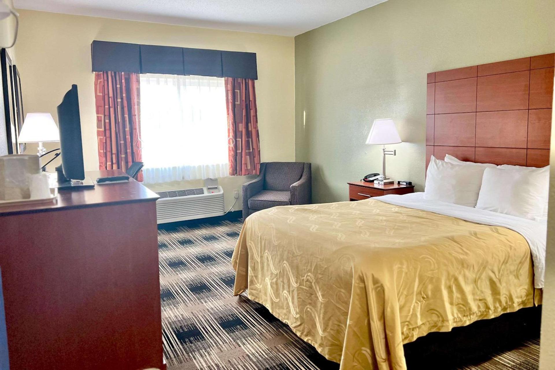 Comfort Inn & Suites Wisconsin Dells photo 23