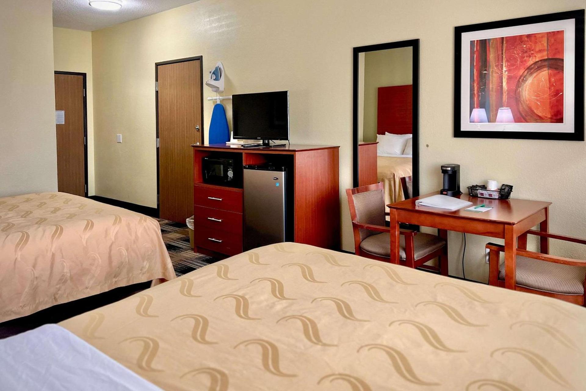 Comfort Inn & Suites Wisconsin Dells photo 33