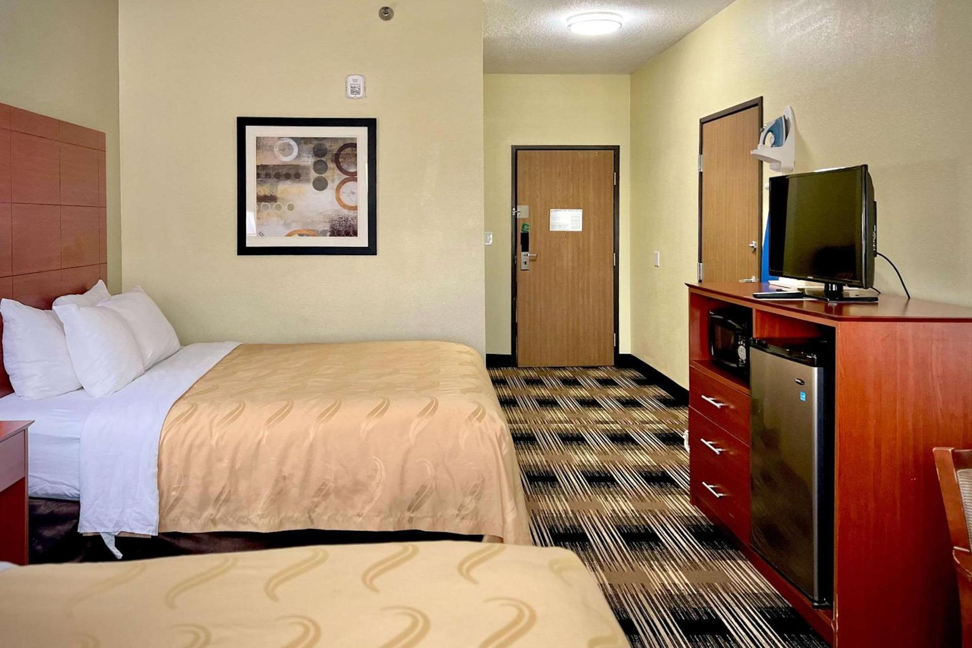 Comfort Inn & Suites Wisconsin Dells photo 32