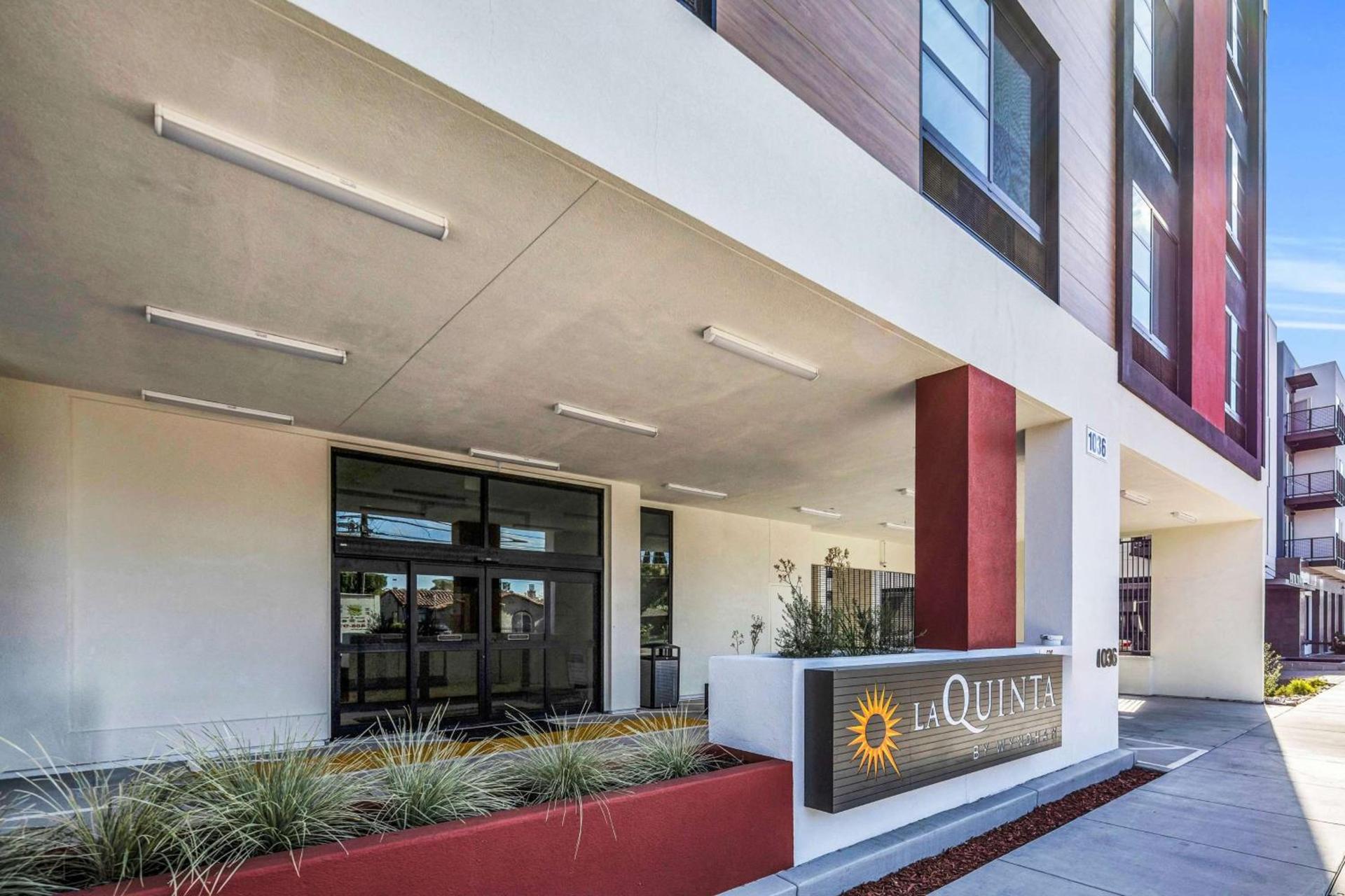 La Quinta Inn & Suites by Wyndham San Jose Airport-Downtown photo 5