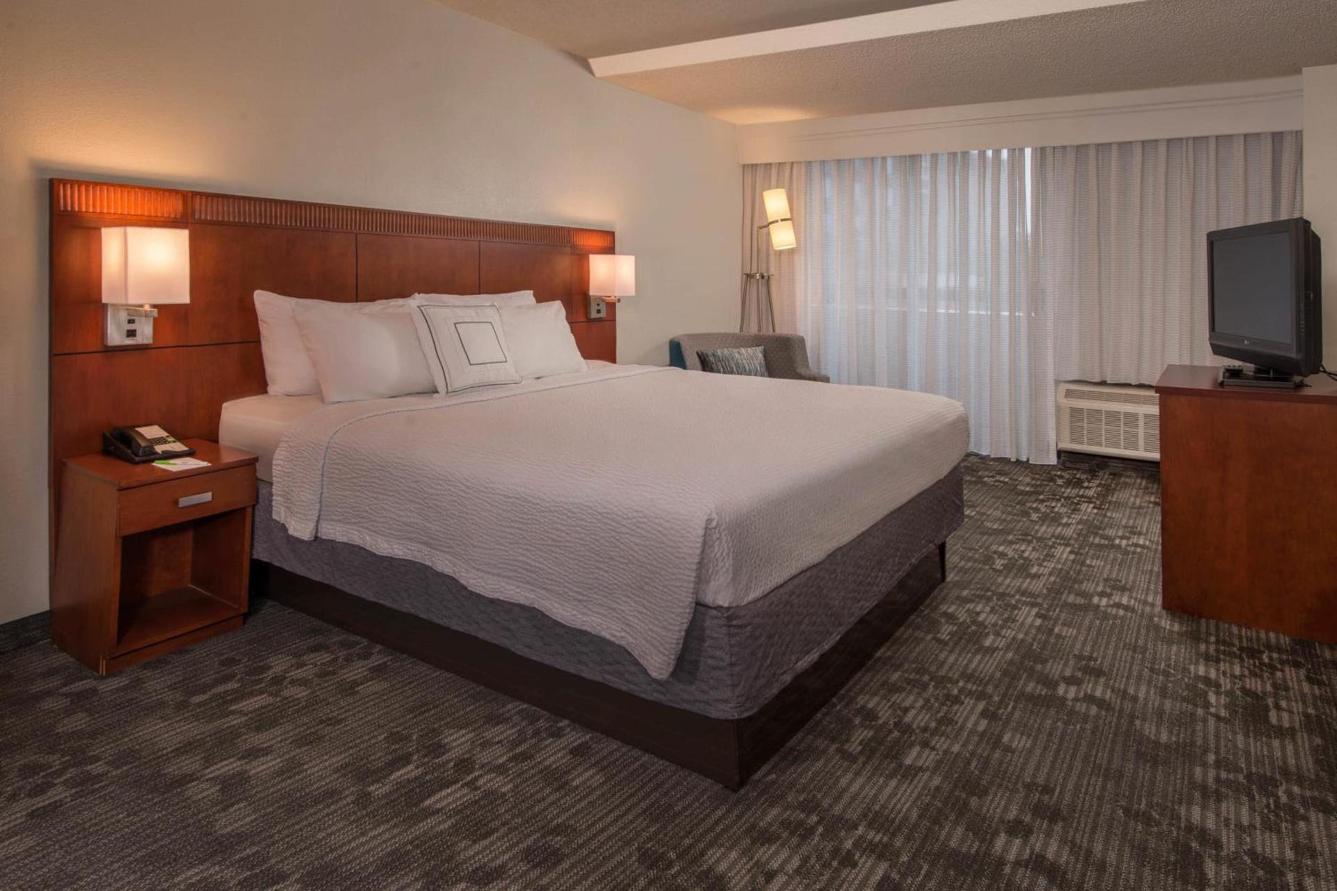 Sonesta Select Arlington Rosslyn photo 23