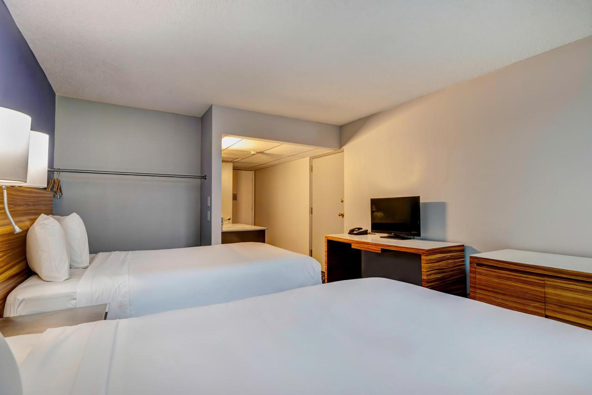 Motel 6 Arlington TX Entertainment District photo 34