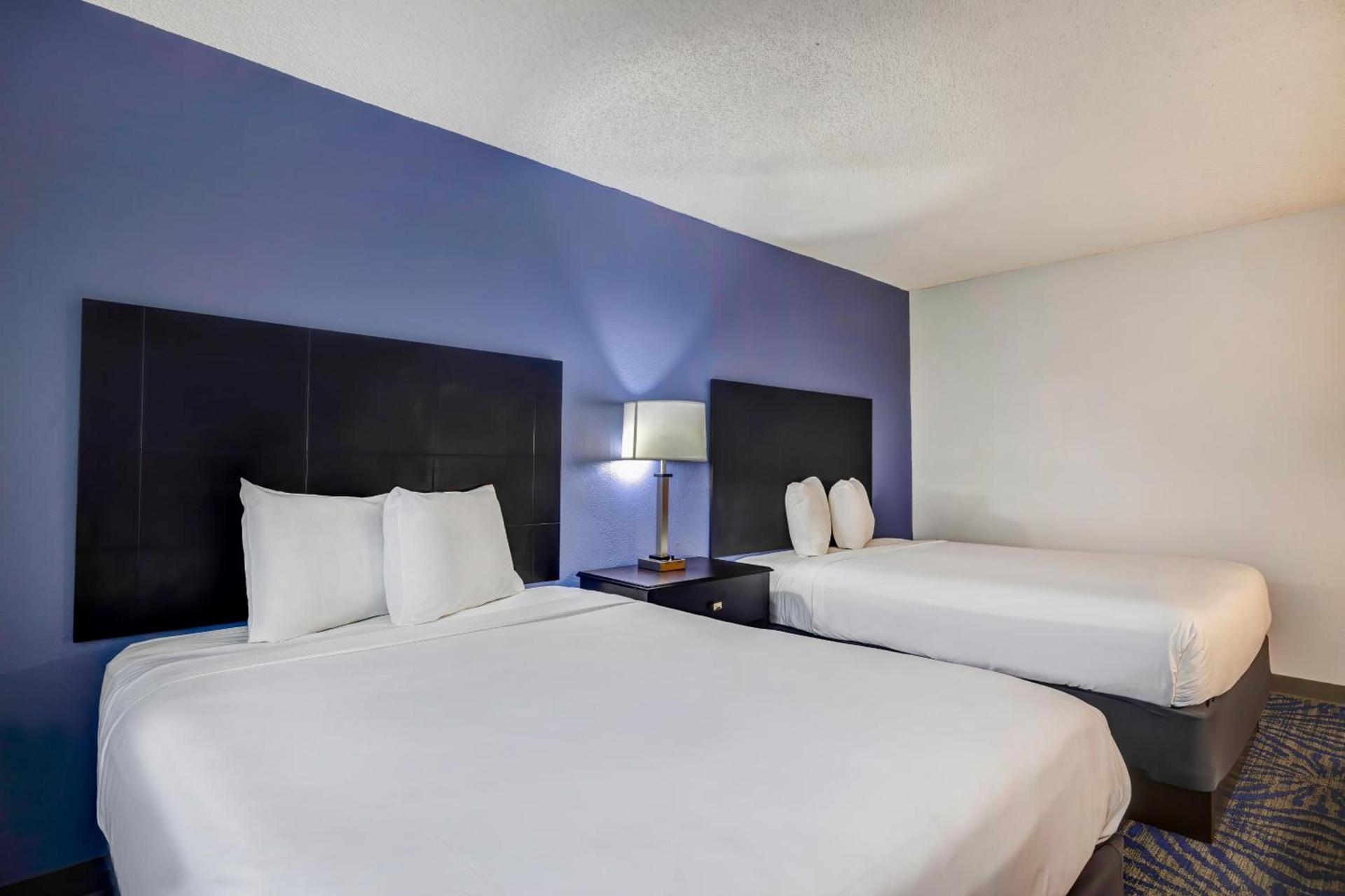 Motel 6 Arlington TX Entertainment District photo 29