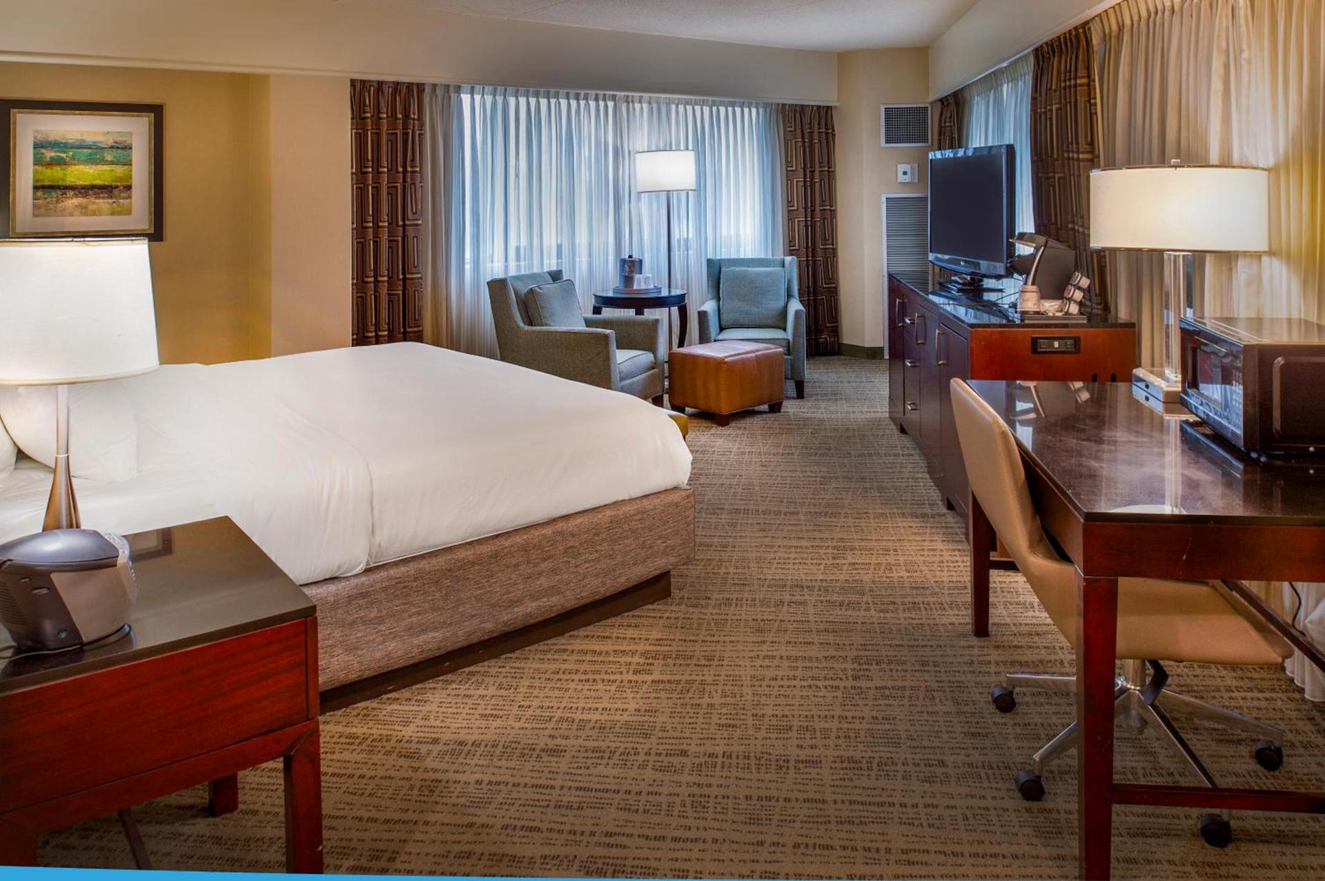 Crowne Plaza Hotel St. Louis Airport by IHG photo 33