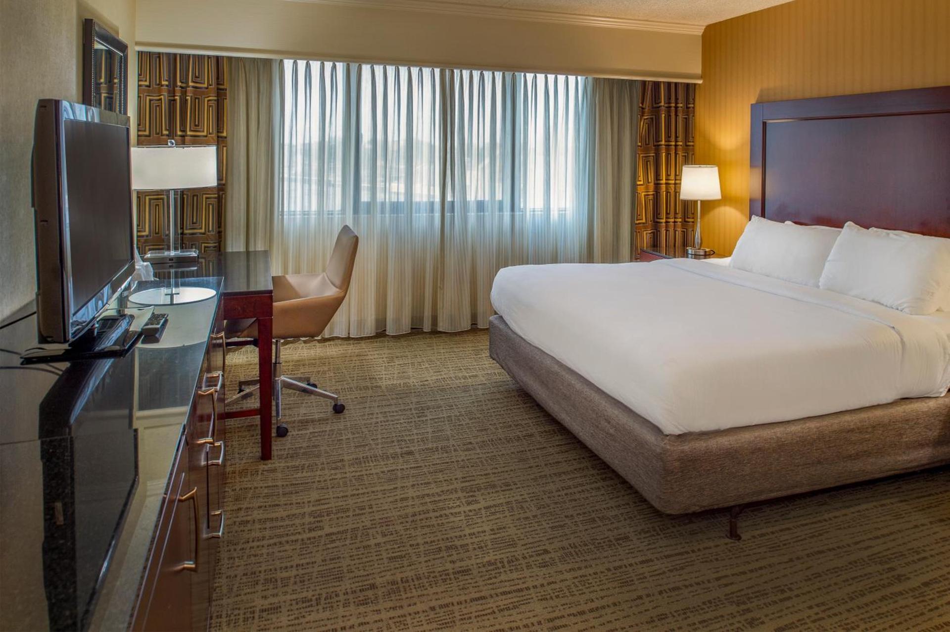 Crowne Plaza Hotel St. Louis Airport by IHG photo 45