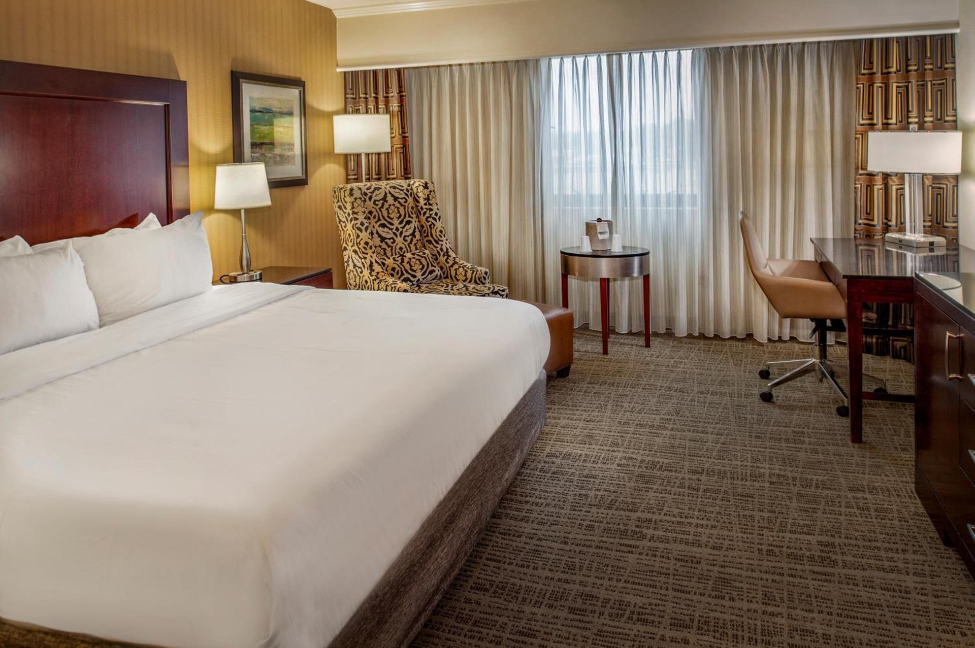 Crowne Plaza Hotel St. Louis Airport by IHG photo 56