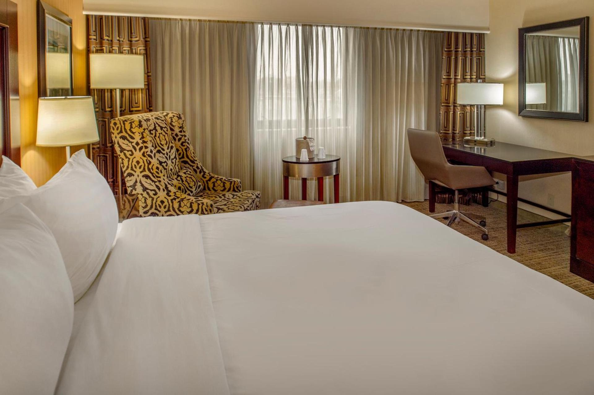 Crowne Plaza Hotel St. Louis Airport by IHG photo 36