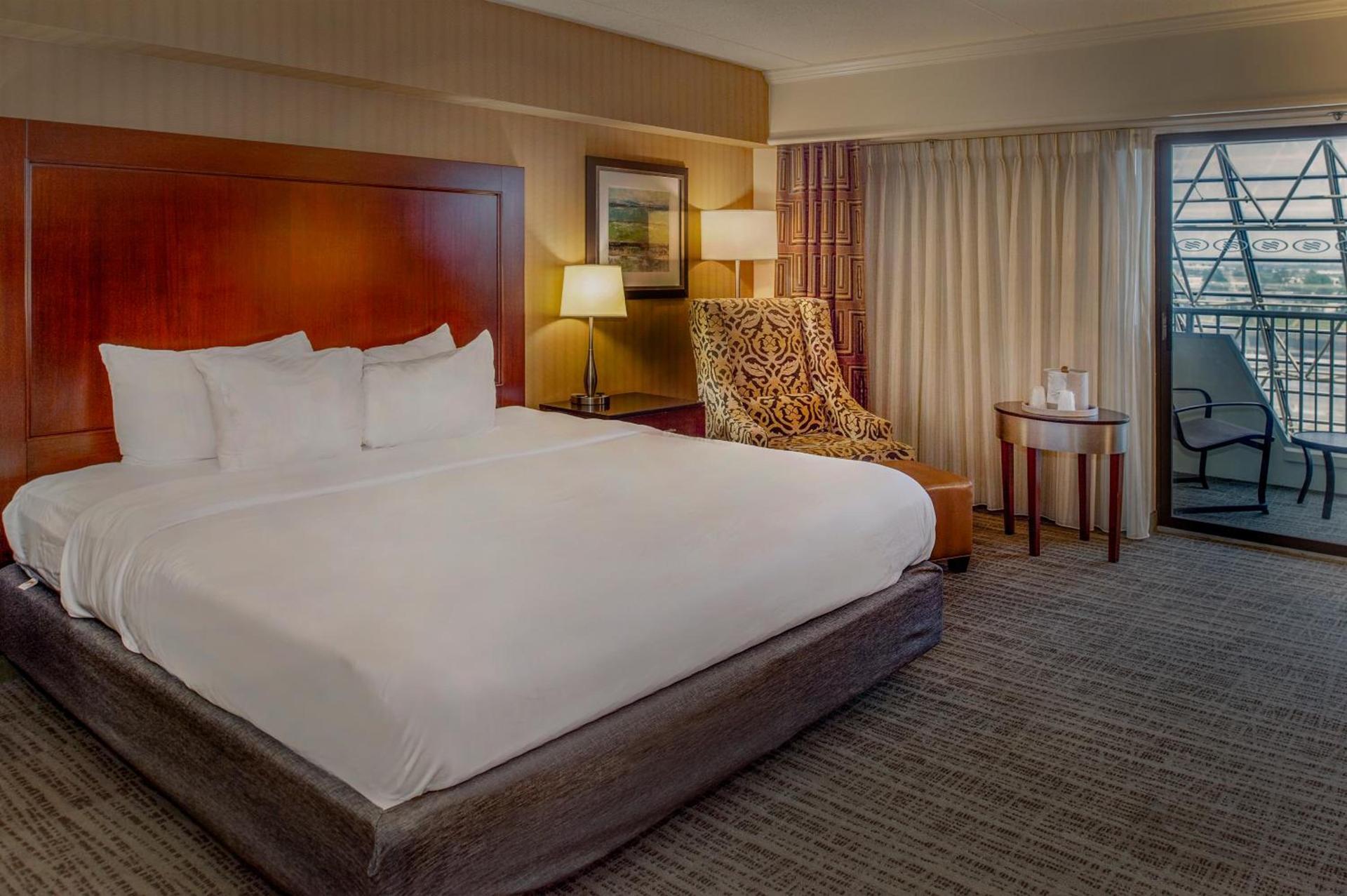 Crowne Plaza Hotel St. Louis Airport by IHG photo 44