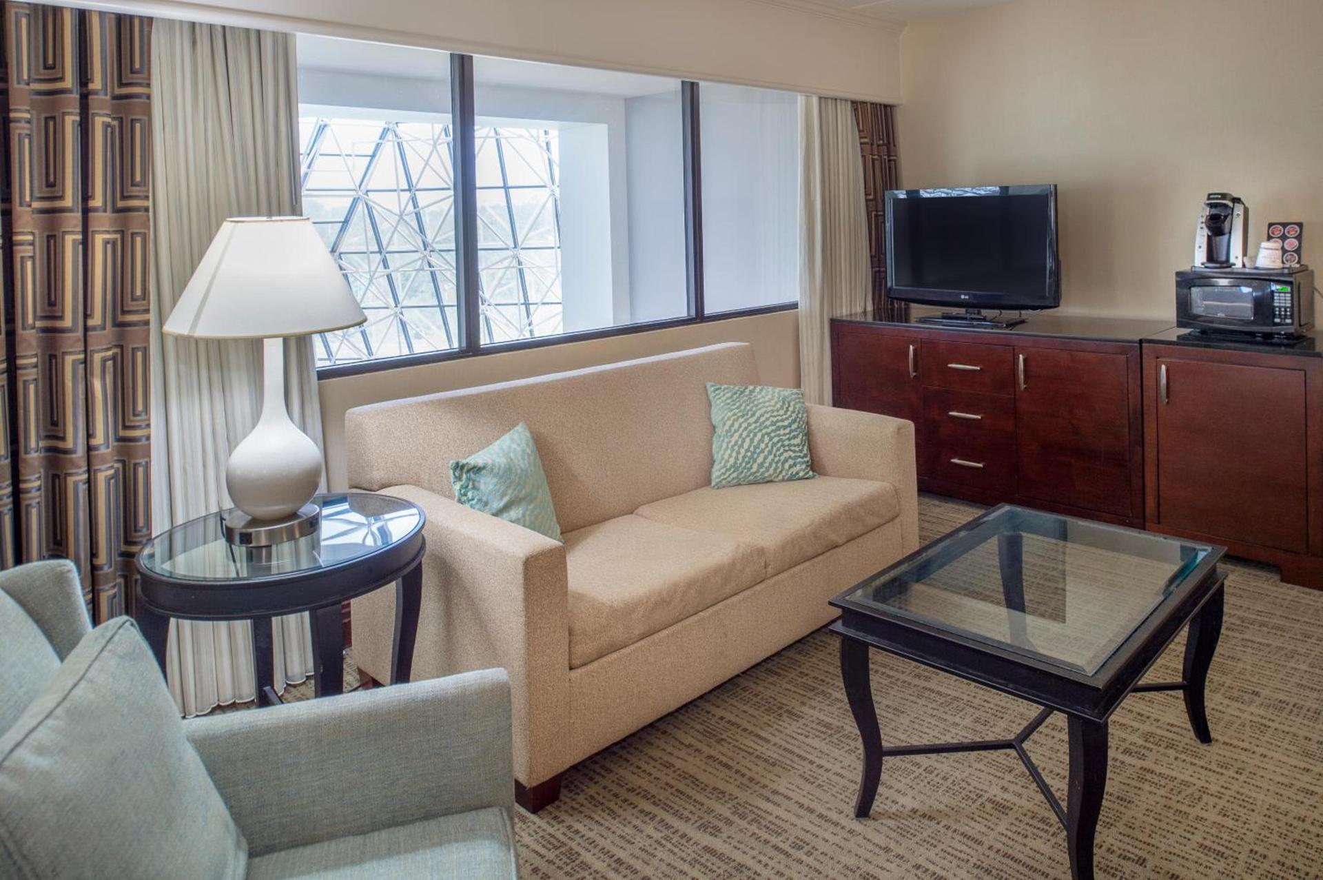Crowne Plaza Hotel St. Louis Airport by IHG photo 48