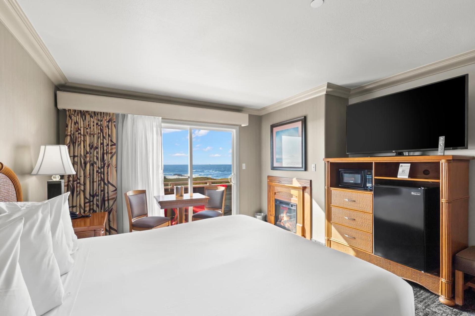 Surf and Sand Lodge photo 43