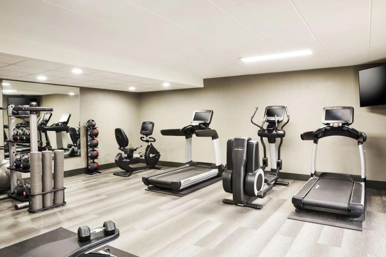 Four Points by Sheraton Chicago Westchester/Oak Brook photo 7