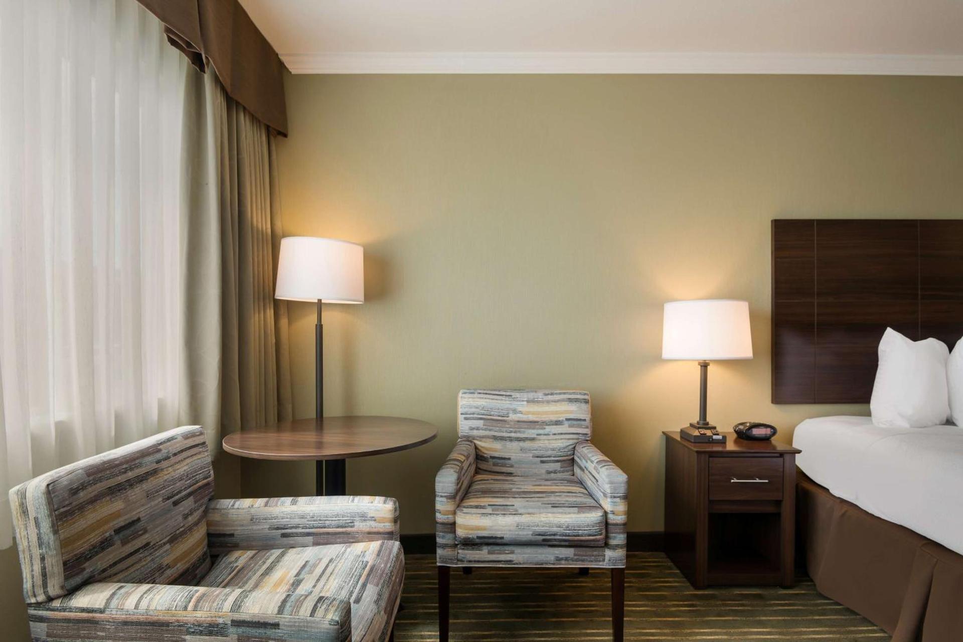 Best Western Holiday Hotel photo 11