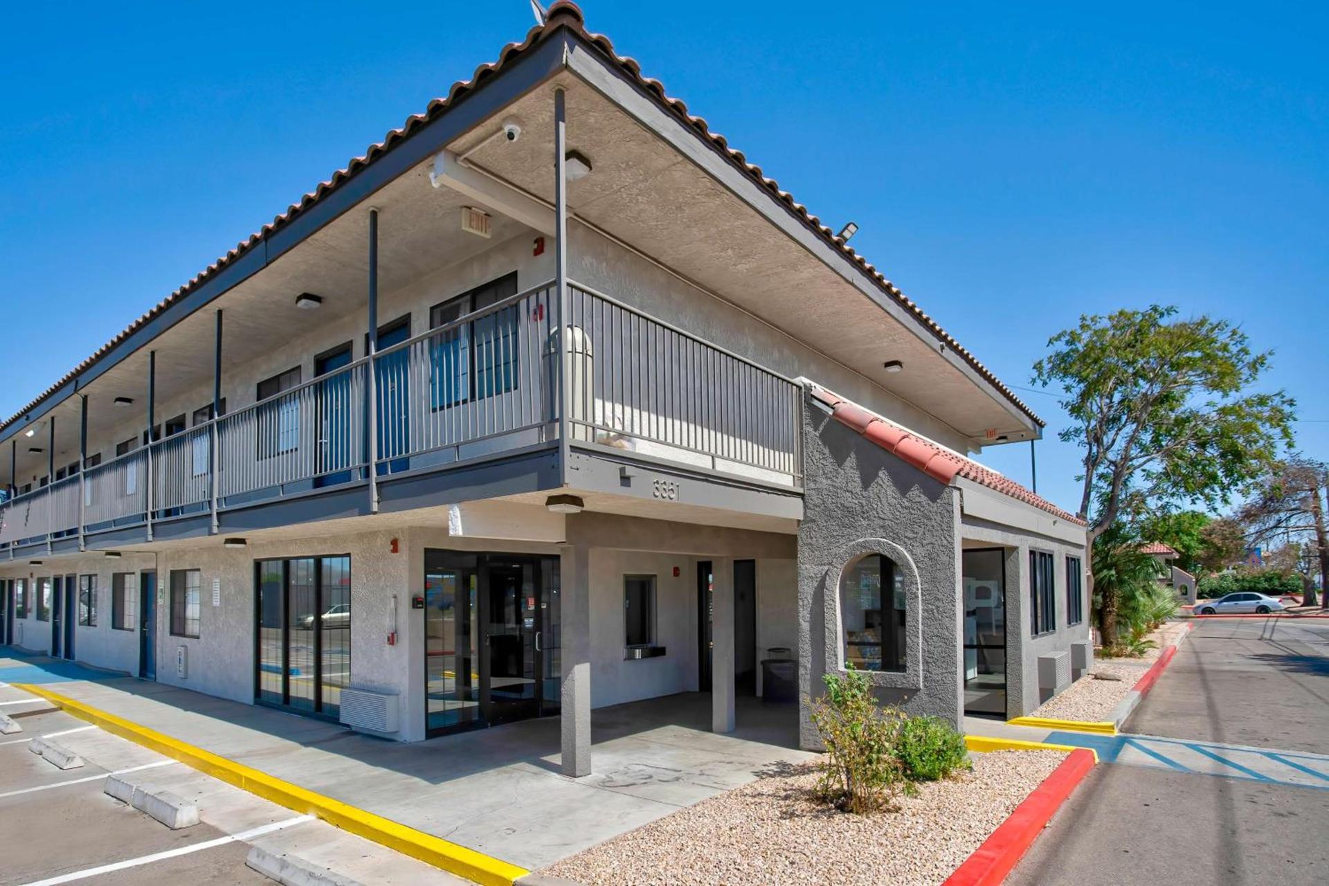 Motel 6-Kingman, AZ - Route 66 East photo 1