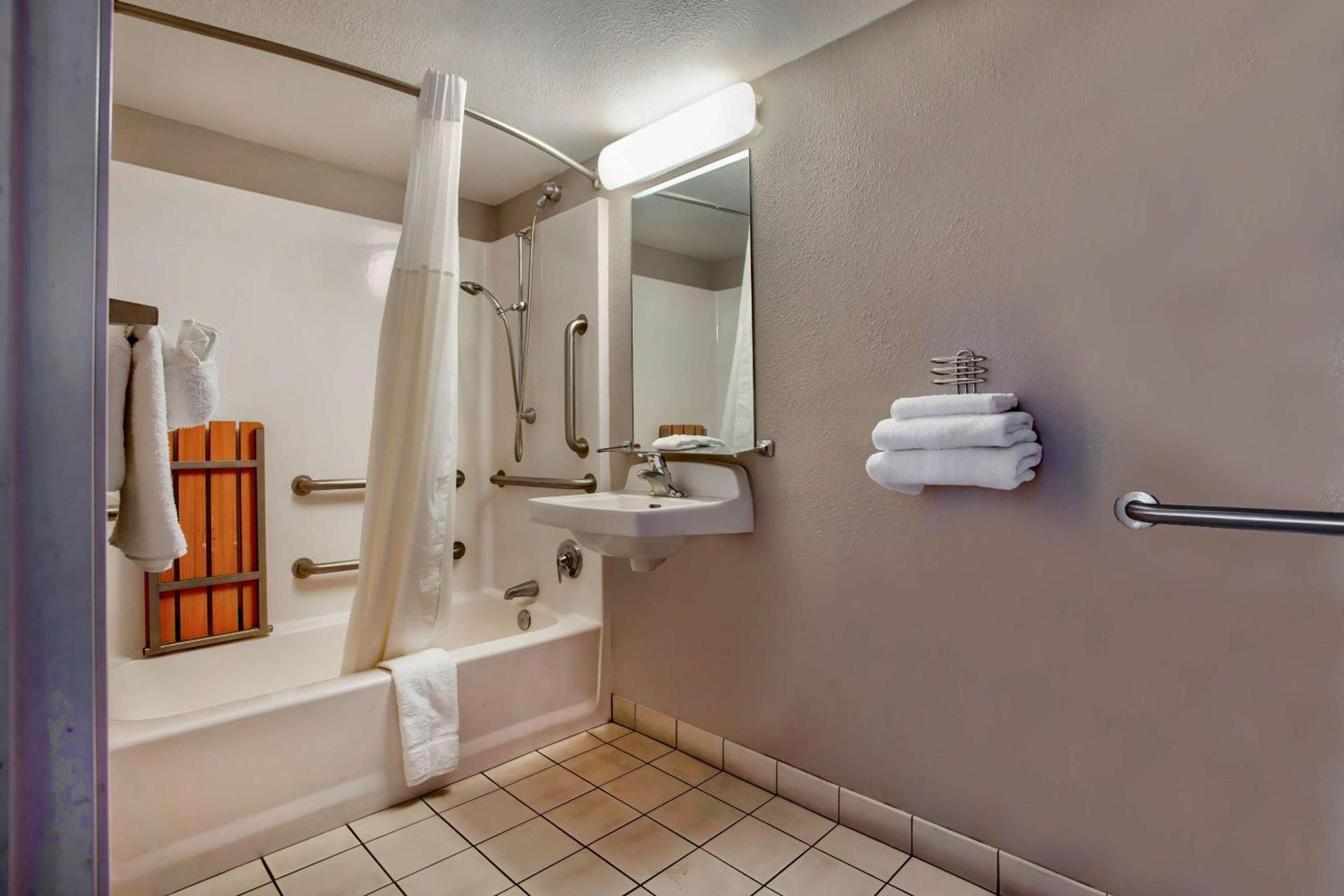 Motel 6-Kingman, AZ - Route 66 East photo 17