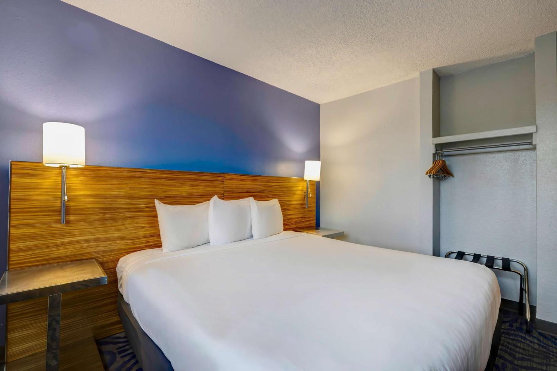 Motel 6 Arlington TX Entertainment District photo 20