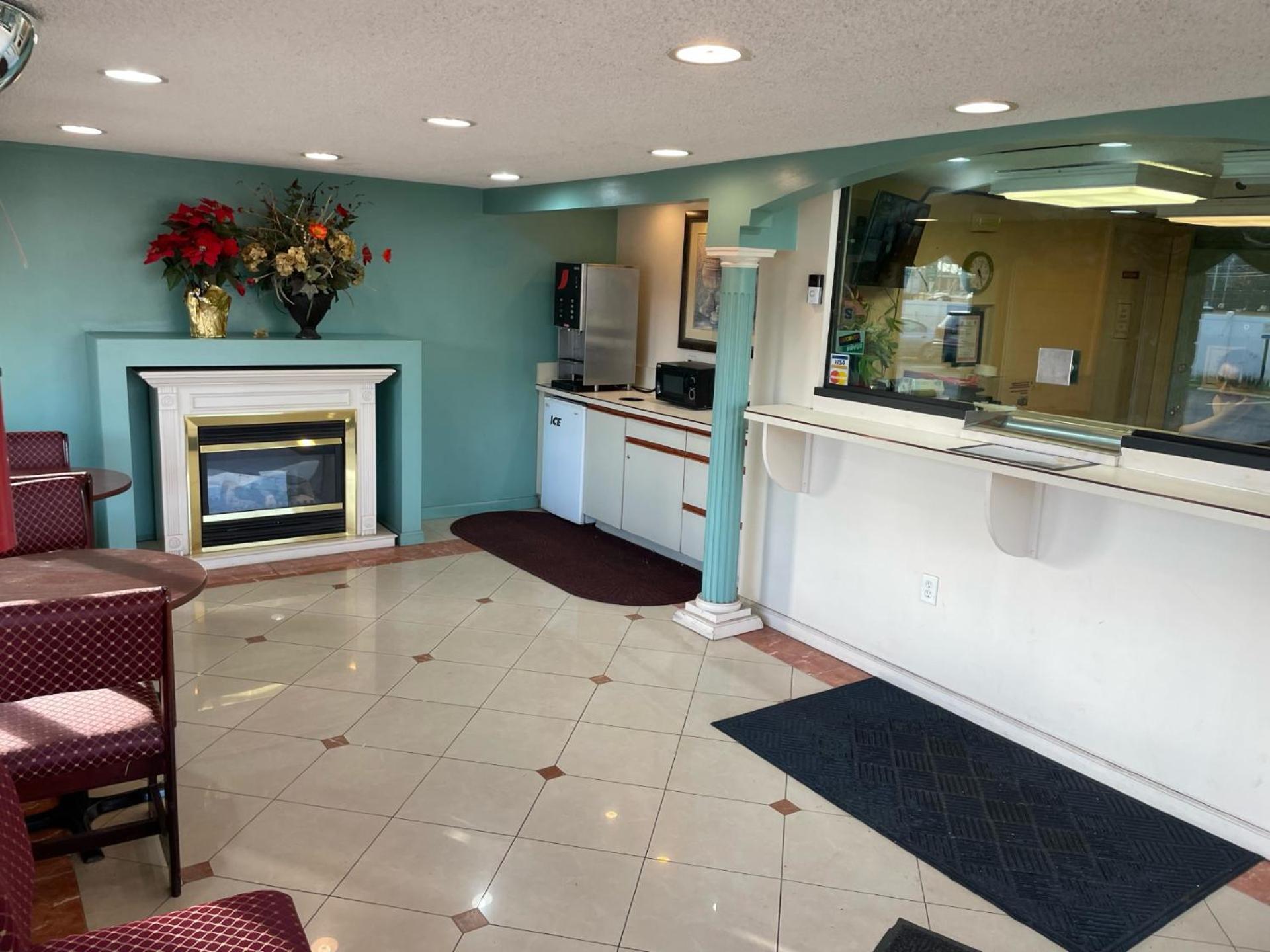 Express Inn-Rahway photo 14