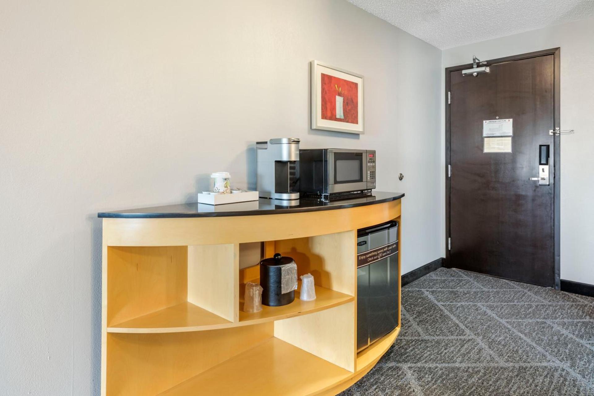 Cambria Hotel Minneapolis Maple Grove photo 75