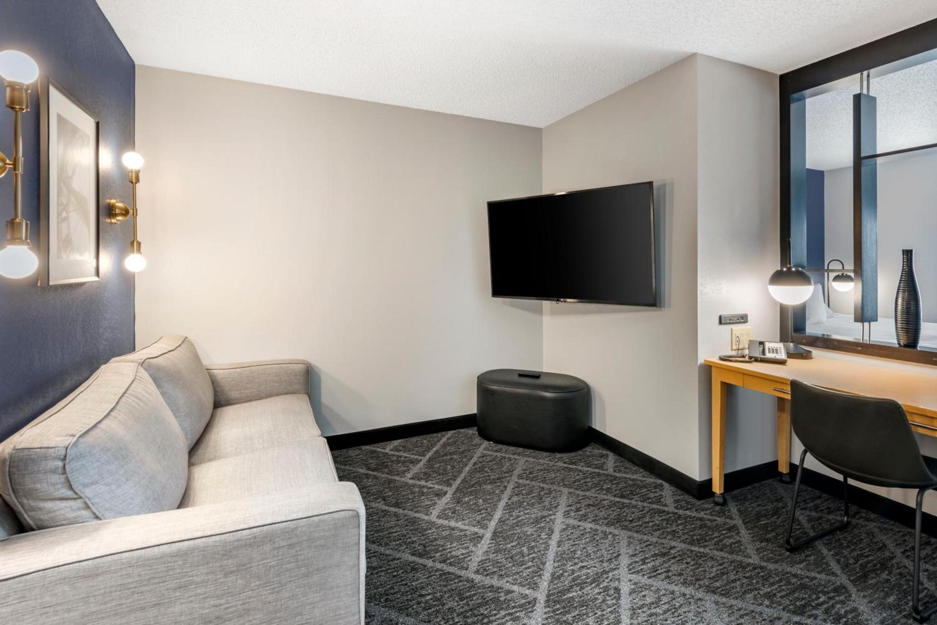Cambria Hotel Minneapolis Maple Grove photo 82