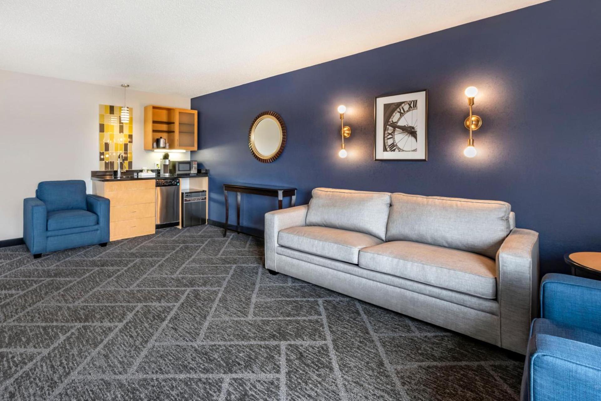 Cambria Hotel Minneapolis Maple Grove photo 90