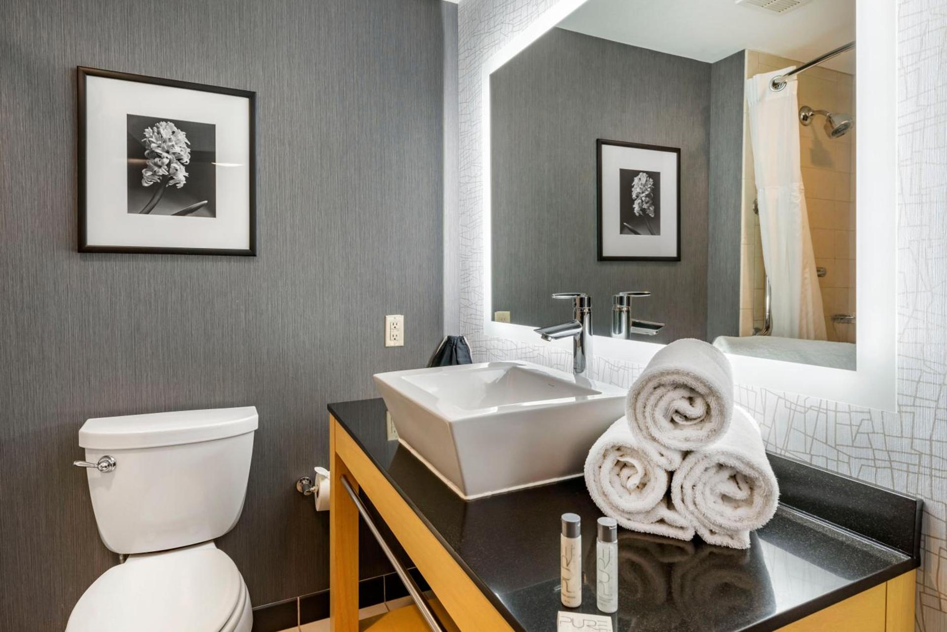 Cambria Hotel Minneapolis Maple Grove photo 94