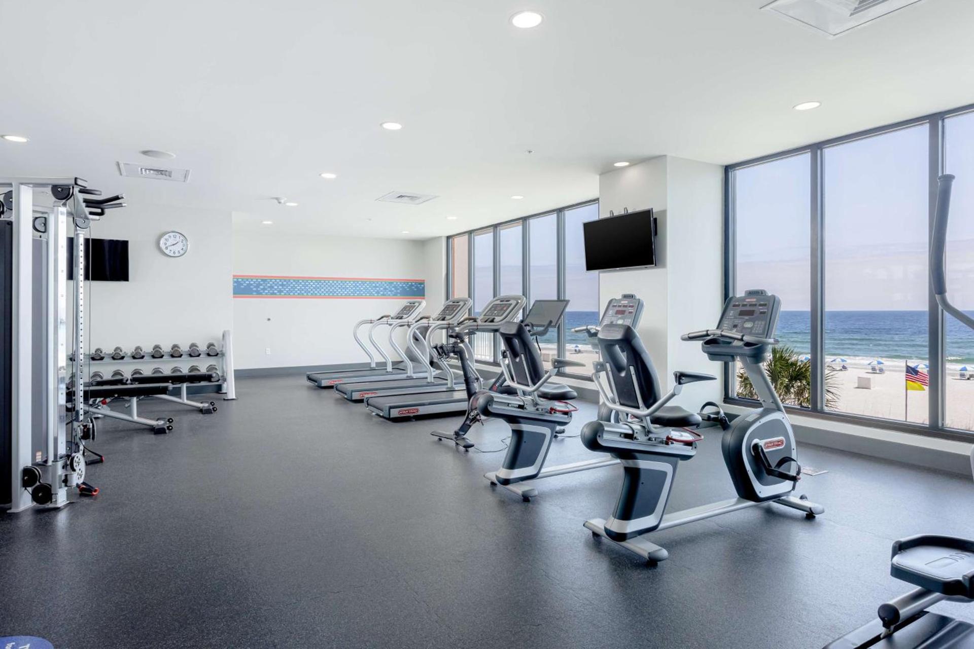 Hampton Inn & Suites - Orange Beach photo 29