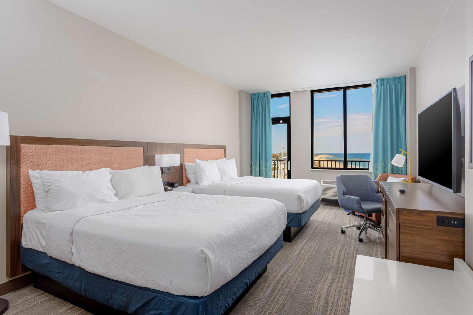 Hampton Inn & Suites - Orange Beach photo 34