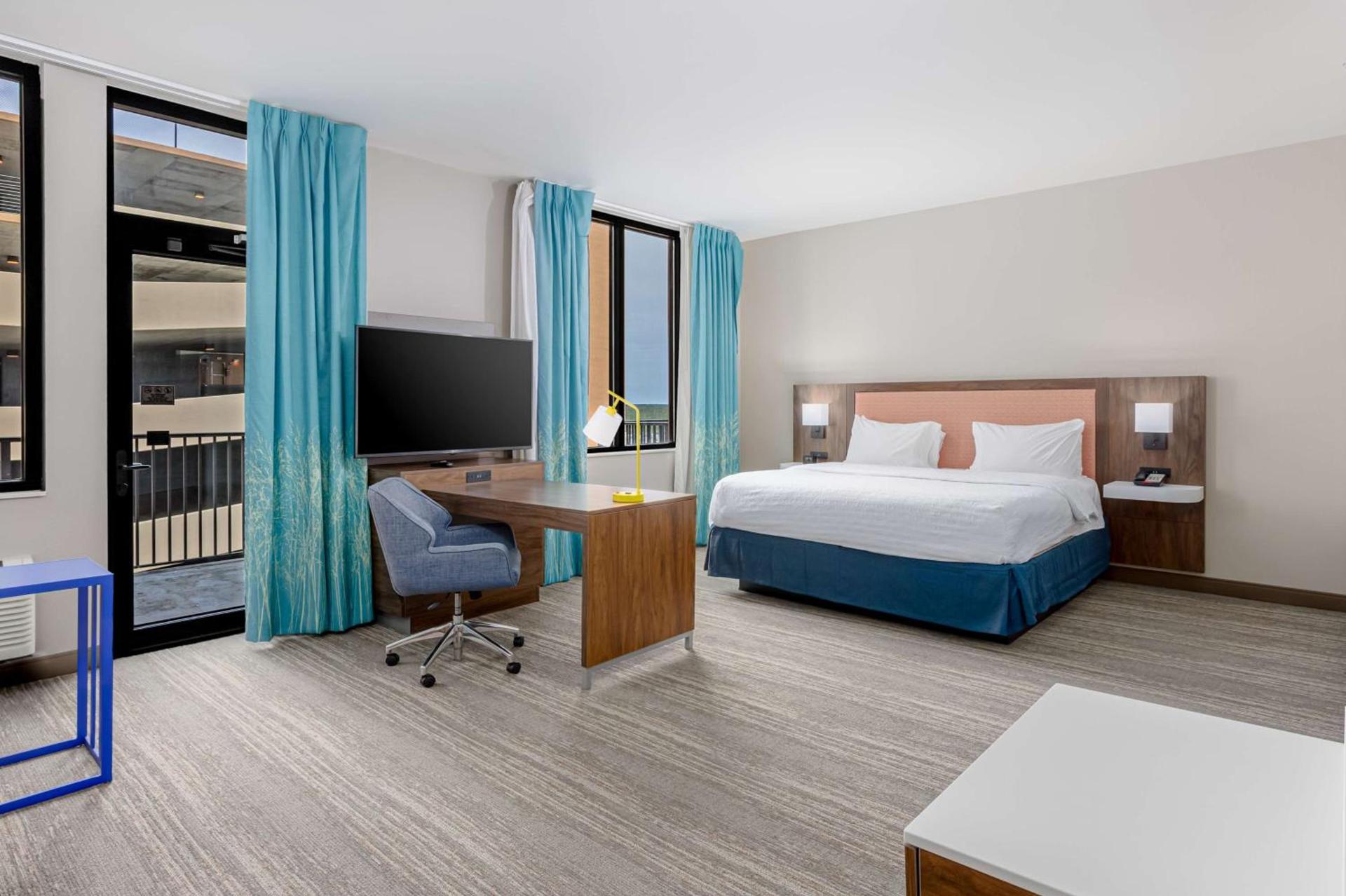 Hampton Inn & Suites - Orange Beach photo 39