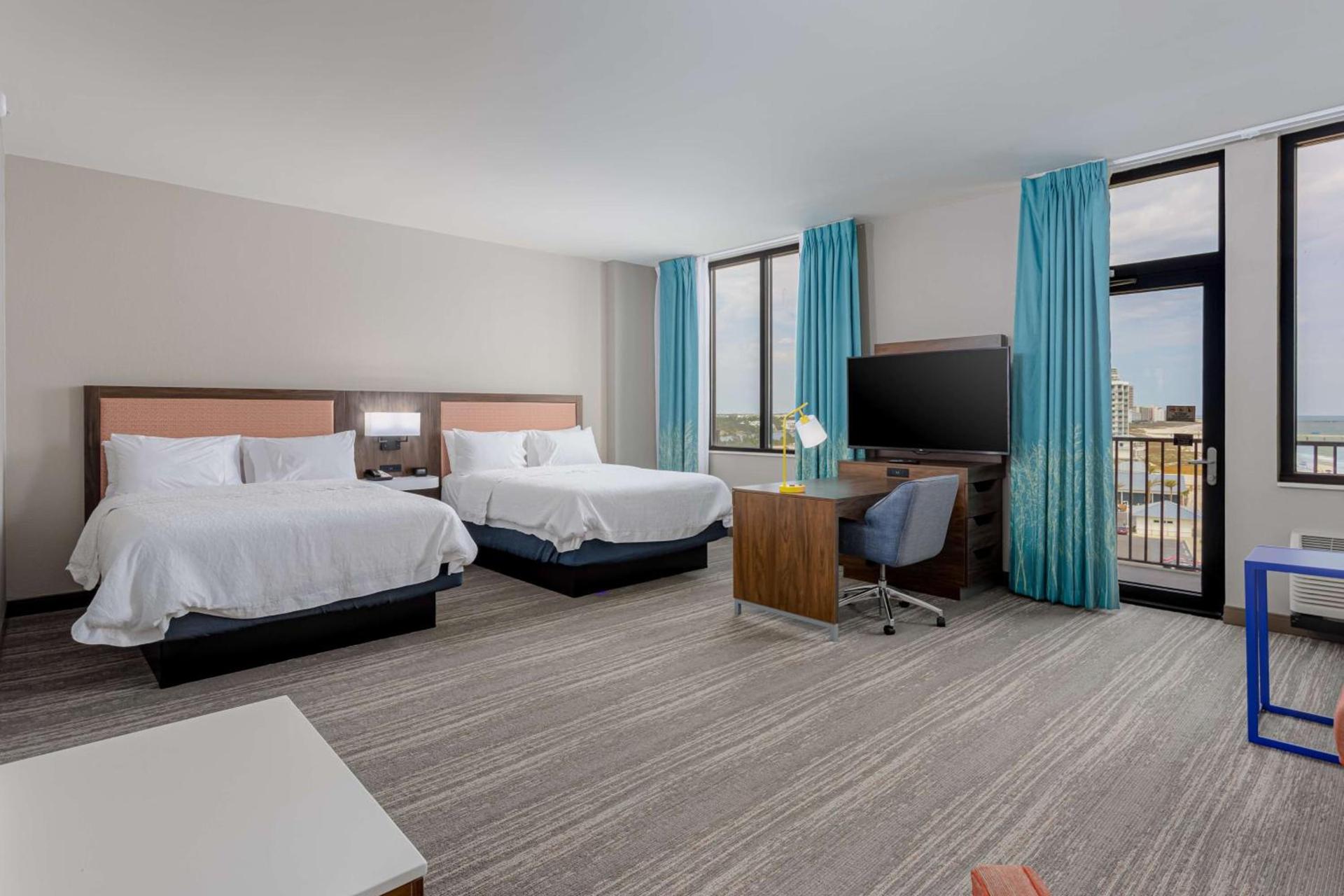 Hampton Inn & Suites - Orange Beach photo 40