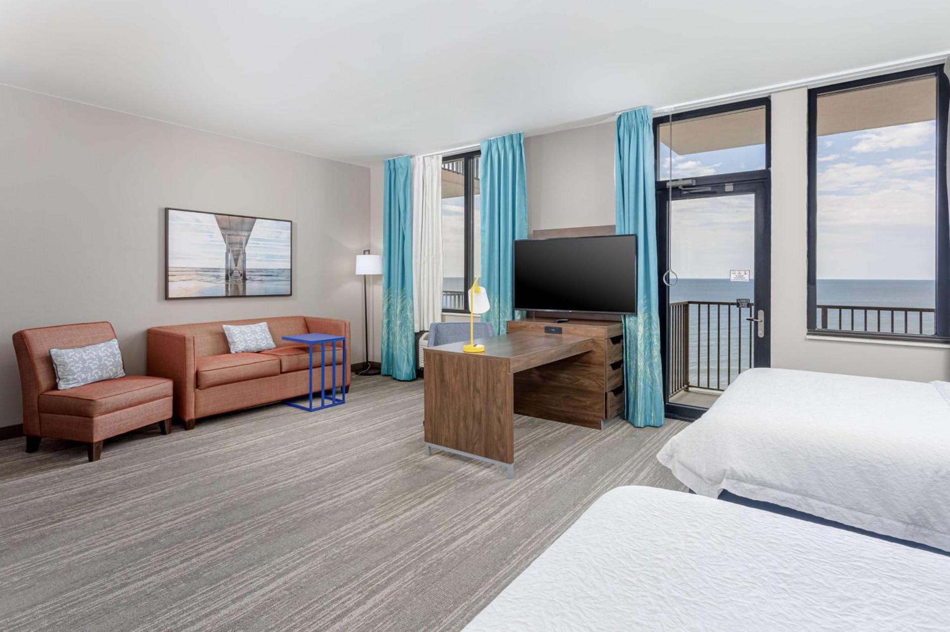 Hampton Inn & Suites - Orange Beach photo 46