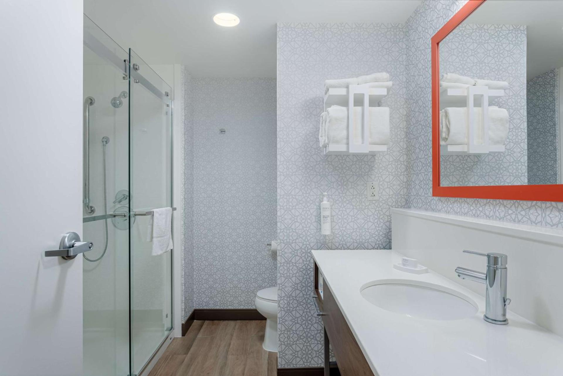 Hampton Inn & Suites - Orange Beach photo 50