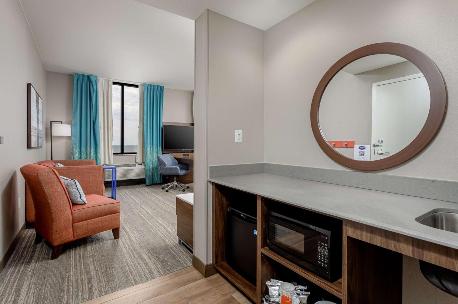 Hampton Inn & Suites - Orange Beach photo 53