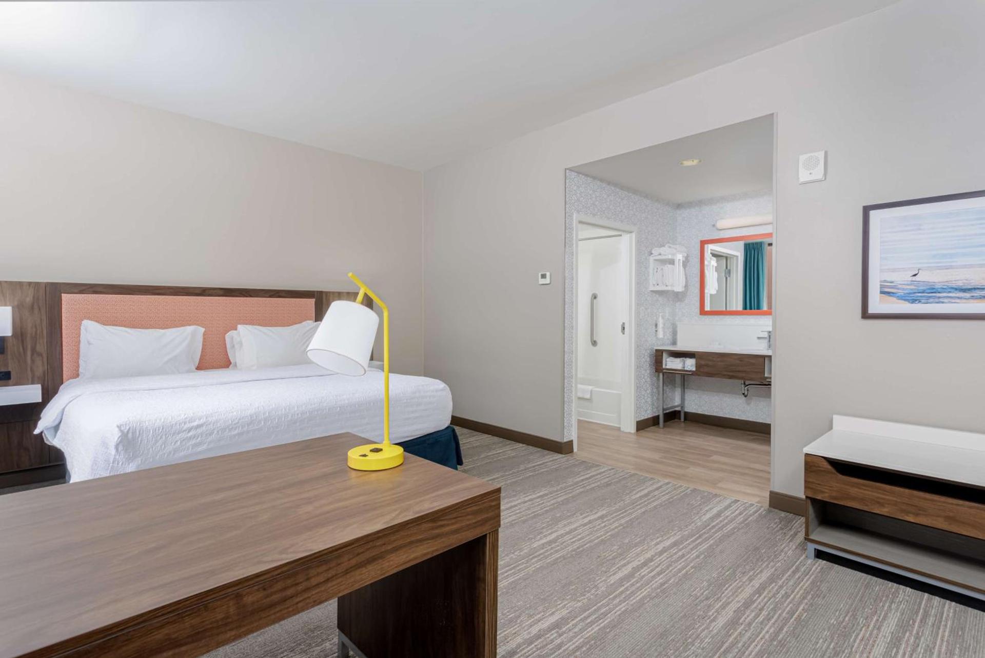 Hampton Inn & Suites - Orange Beach photo 54