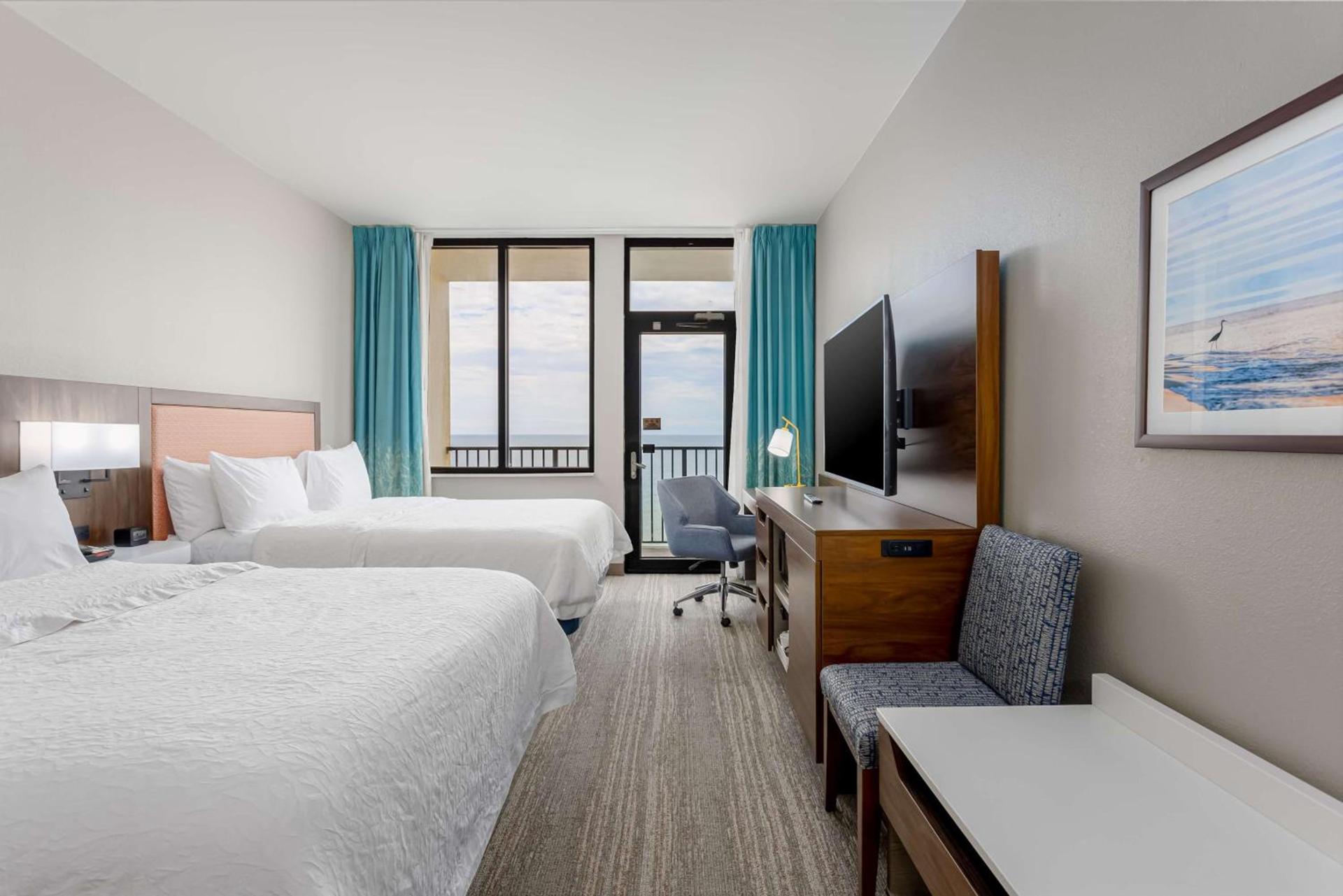 Hampton Inn & Suites - Orange Beach photo 55