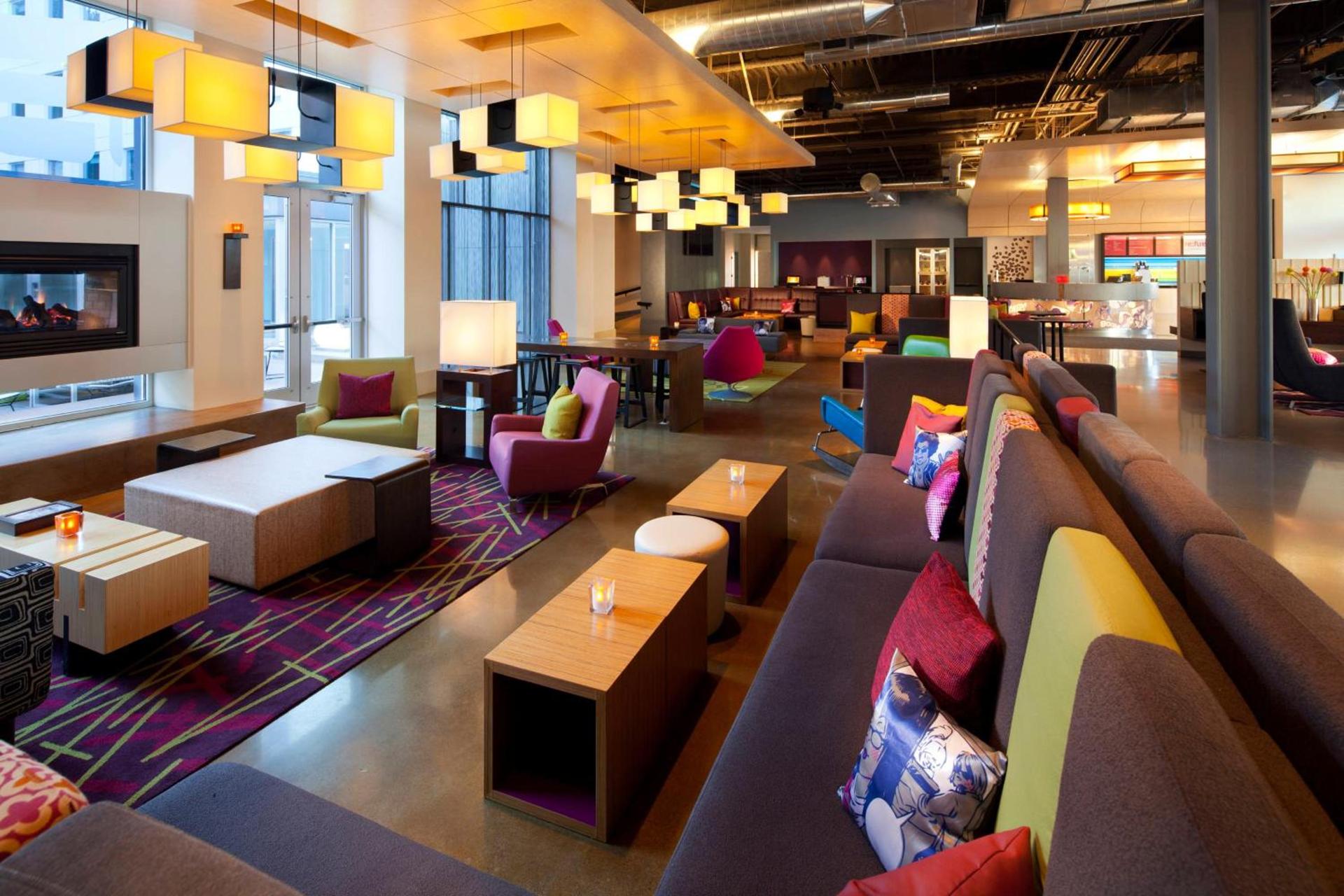 Aloft by Marriott San Francisco Airport photo 2
