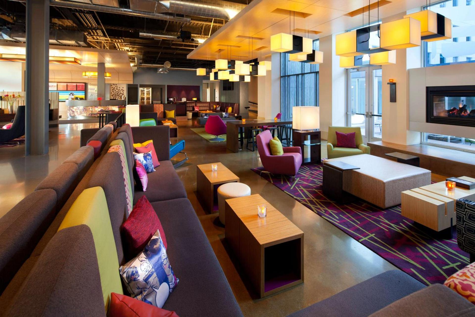 Aloft by Marriott San Francisco Airport photo 5