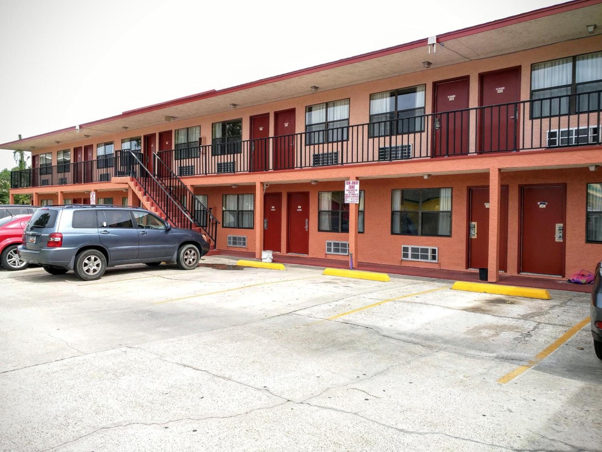 Summer Breeze Motel photo 22