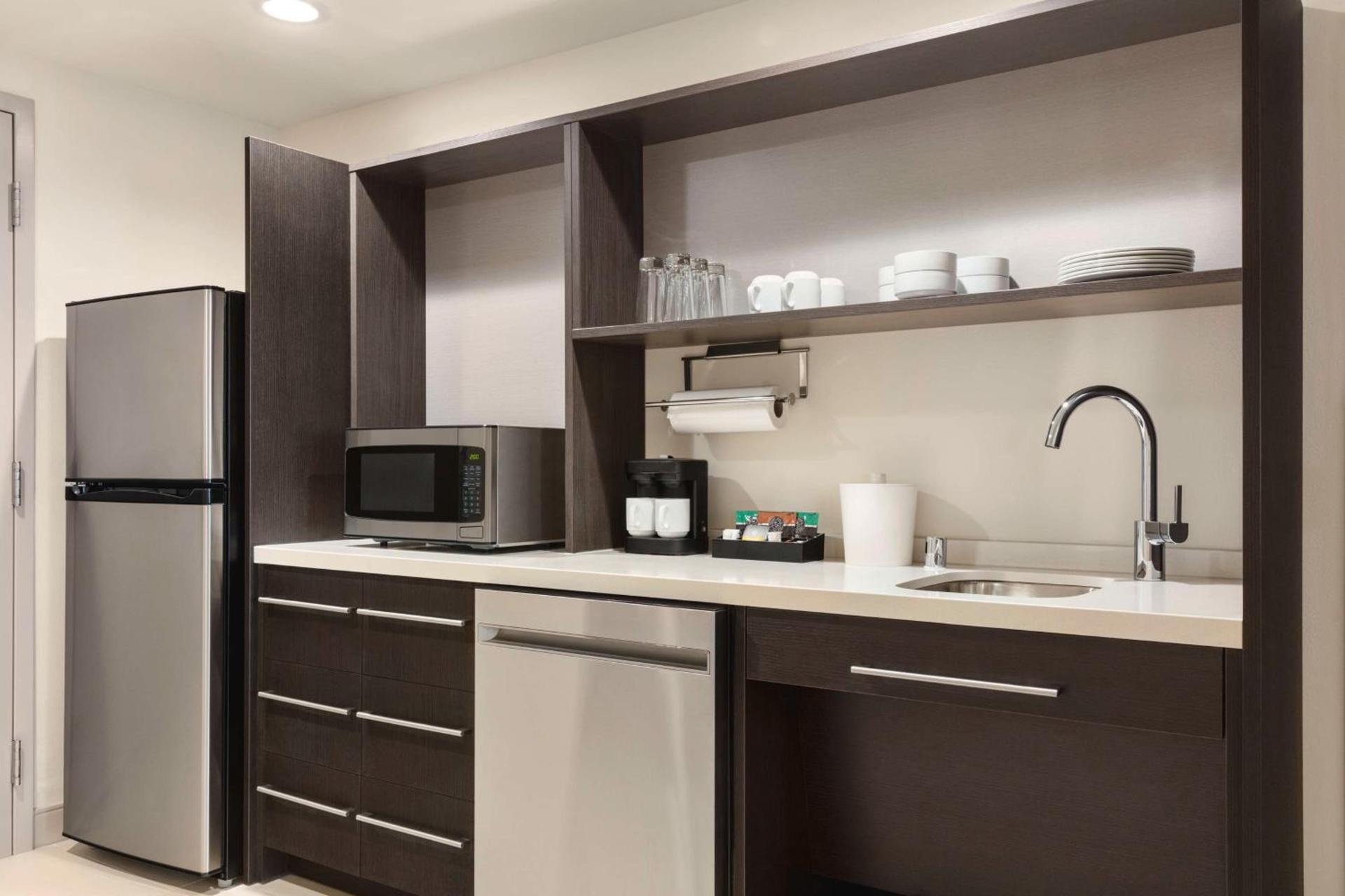 Home2 Suites By Hilton Milwaukee West photo 32