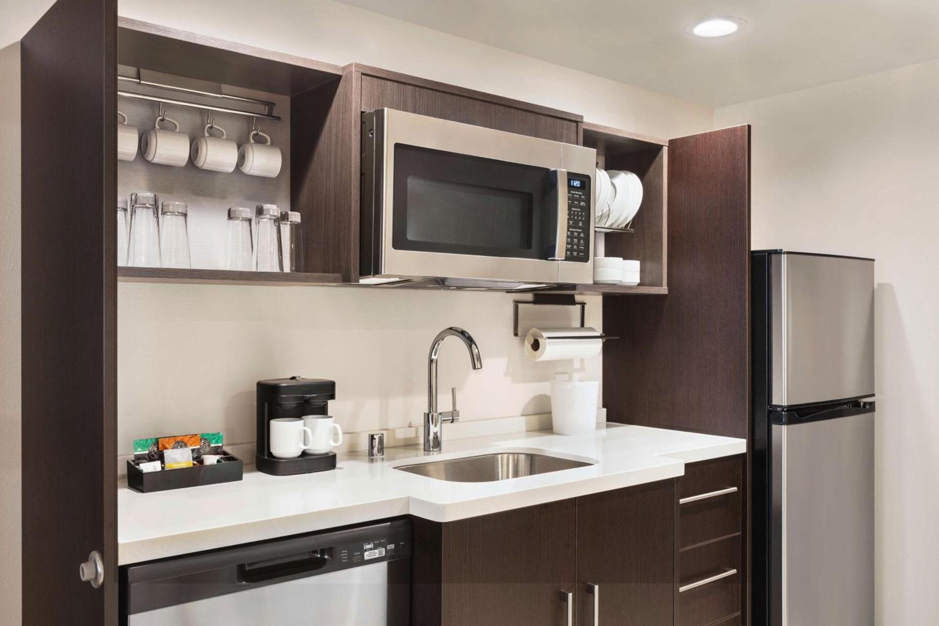 Home2 Suites By Hilton Milwaukee West photo 31