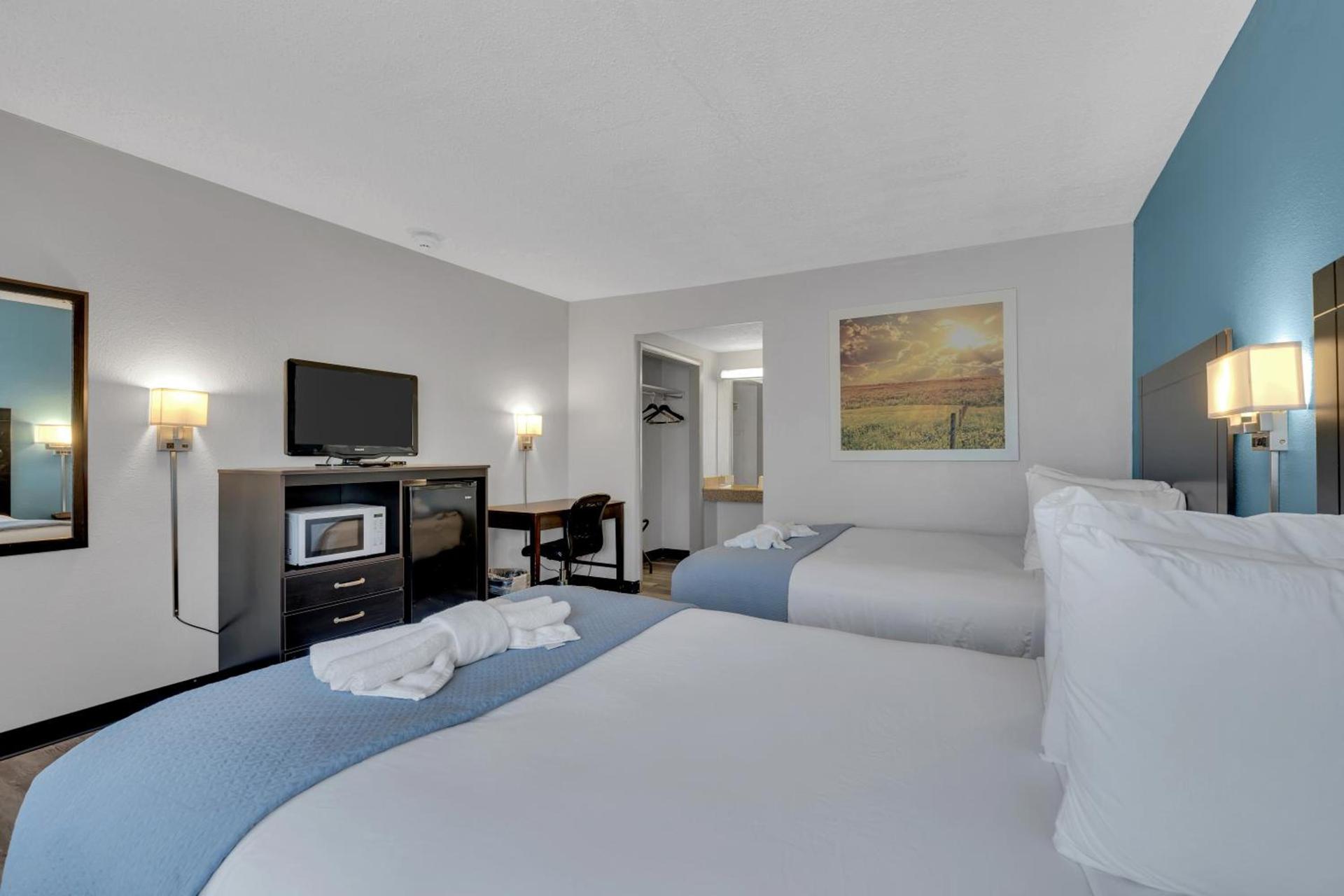Days Inn by Wyndham Wrightstown McGuire AFB Bordentown photo 50
