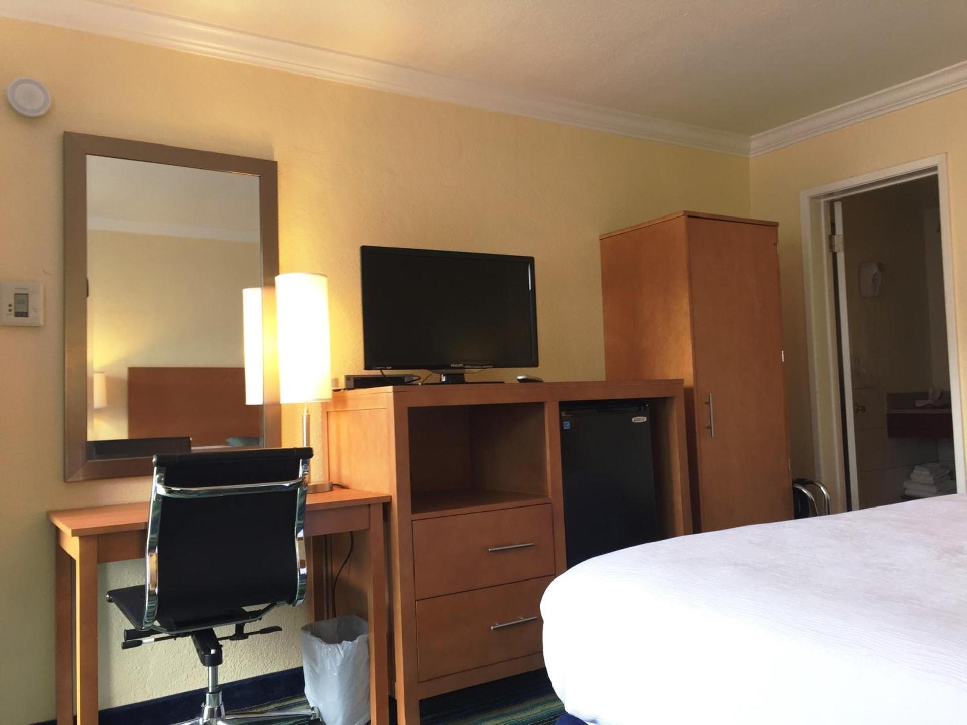 Surf Motel photo 22