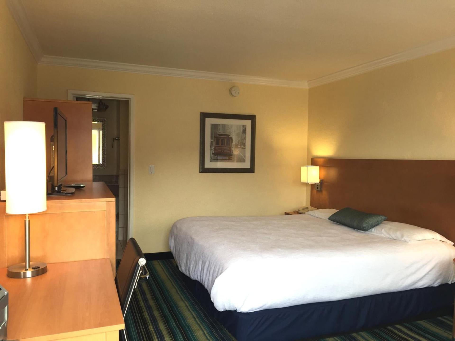 Surf Motel photo 23
