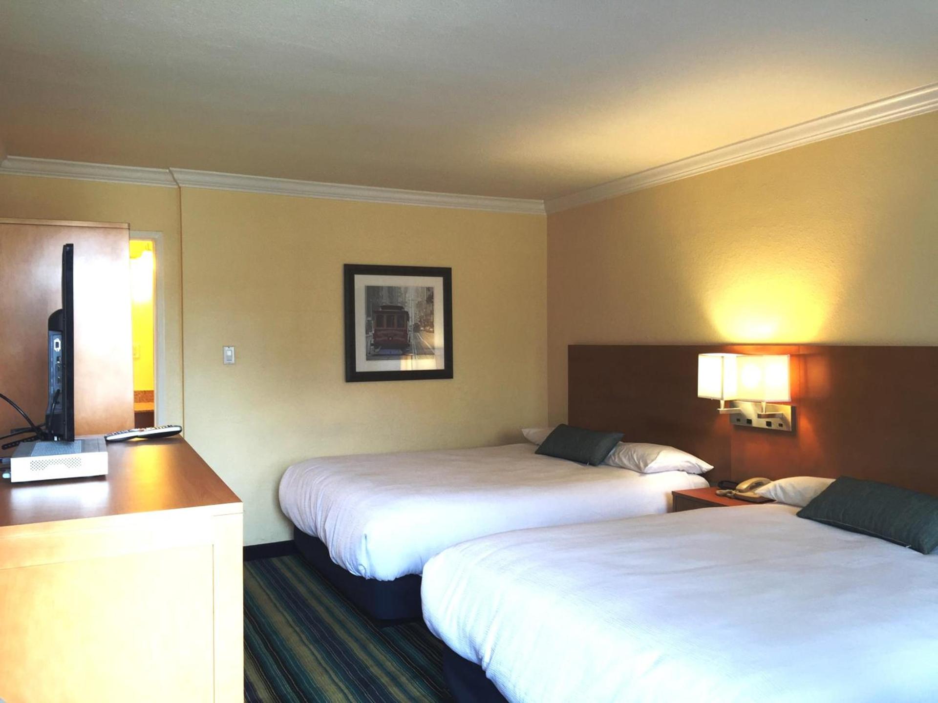 Surf Motel photo 24