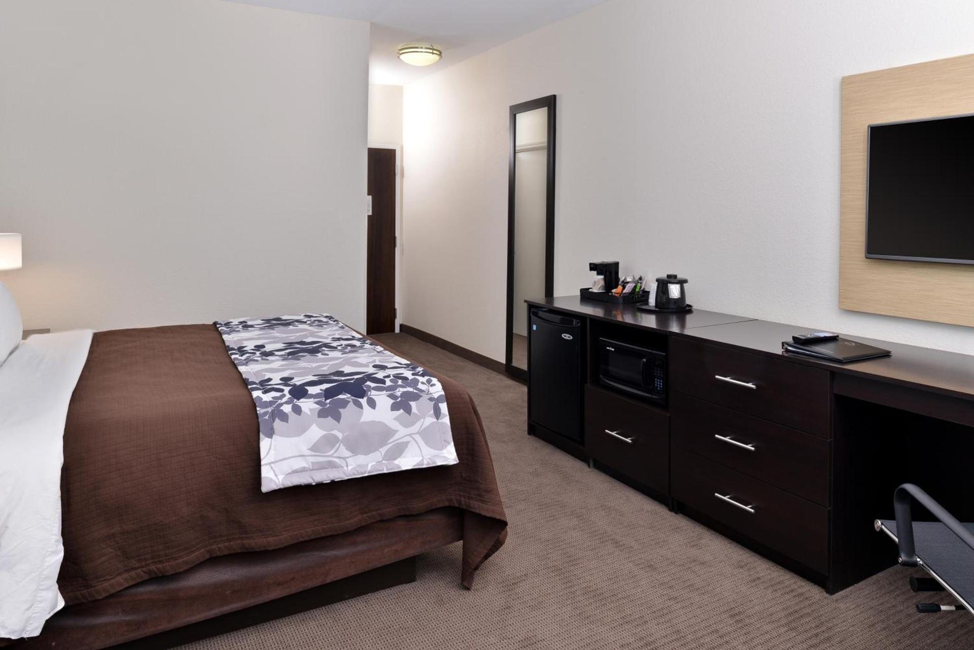 Sleep Inn & Suites Meridian - Bonita Lakes photo 22